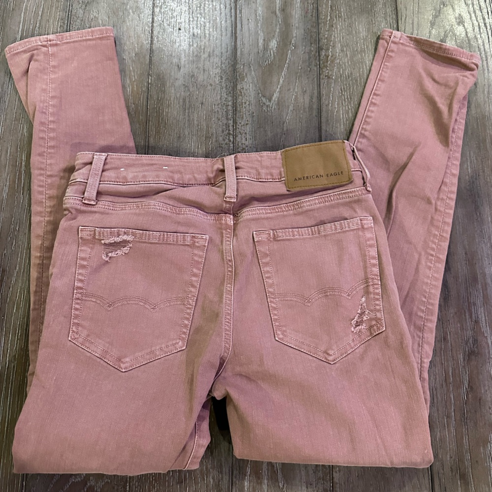 AE Distressed Pink Skinny Jeans - Picture 4 of 7